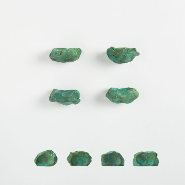 pomello di design pomello per mobili pomello ottone acidato verde modello impronta pietra by niva design